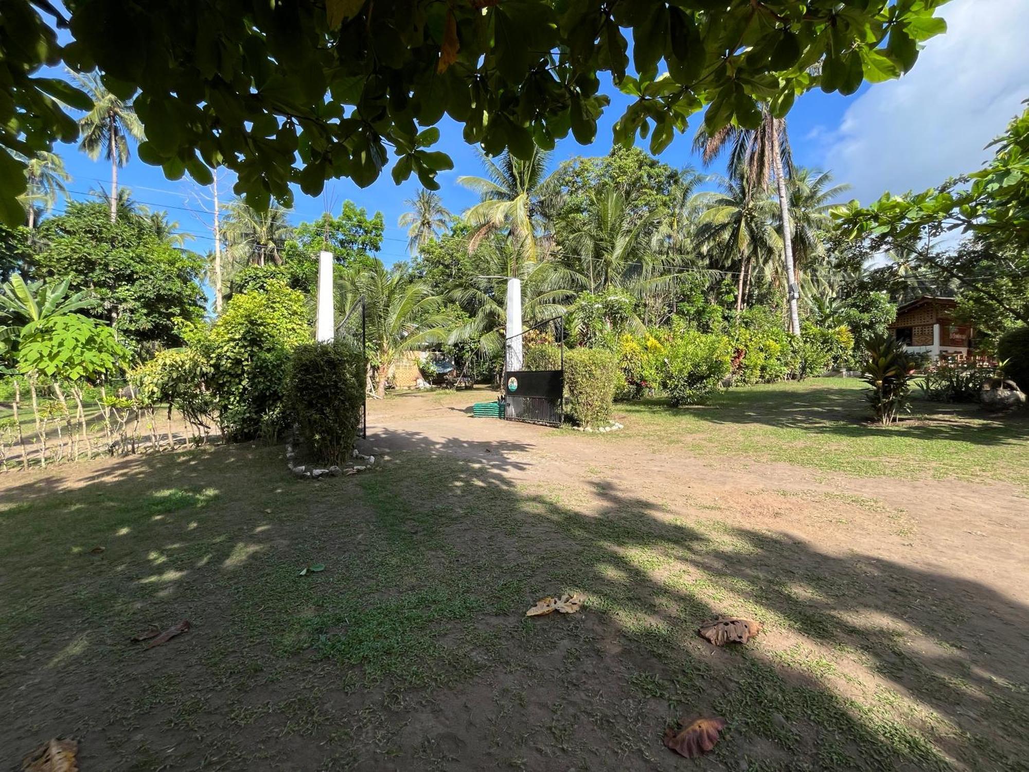Paco's Garden Home Stay Mambajao Buitenkant foto